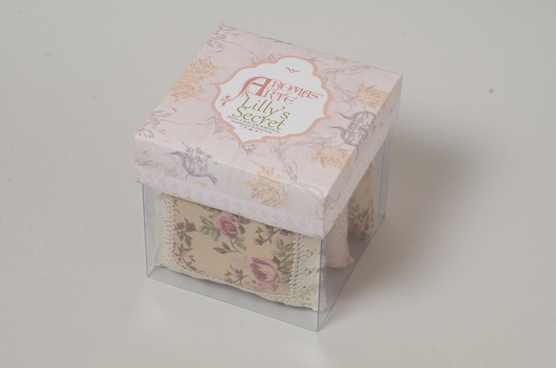 Caixa de três Almofadinhas Perfumadas Aroma Lilly`s Secret